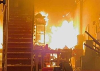 Incendian el Palacio Municipal de Apatzingán
