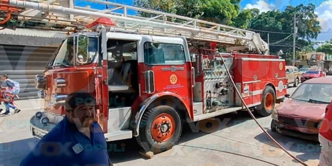 Joven pareja fuerte incendio en Tampico