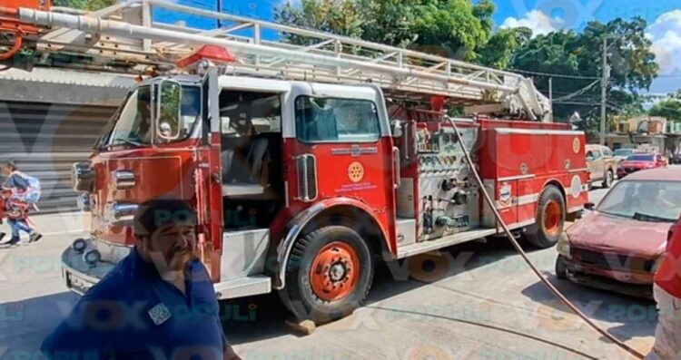 Joven pareja fuerte incendio en Tampico