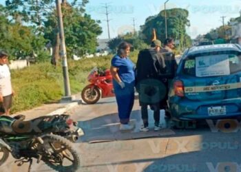 joven motocicleta deportiva Tampico