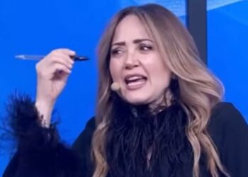 Karenka reclama a Andrea Legarreta en Las Estrellas Bailan en Hoy