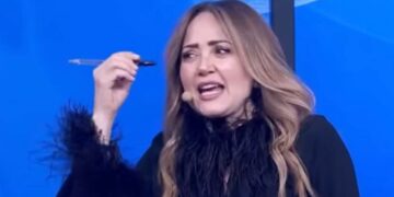 Karenka reclama a Andrea Legarreta en Las Estrellas Bailan en Hoy