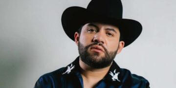 Luis R. Conriquez comparece en Jalisco por investigación de apología del delito