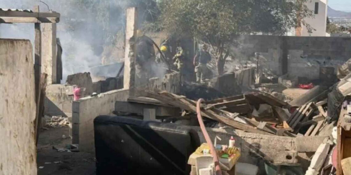 Madre detenida tras incendiar vivienda con sus hijas adentro en Saltillo