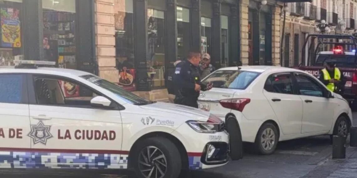 Madre e hija atropelladas en cruce del Centro Histórico de Puebla