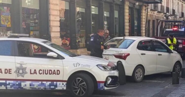 Madre e hija atropelladas en cruce del Centro Histórico de Puebla
