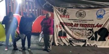 Maestros de la CNTE van a casetas del Valle de México para dar paso libre