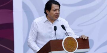 Mario Delgado anuncia la Beca Gertrudis Bocanegra y nuevos avances en educación para Michoacán