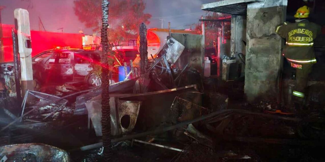 Masculino muere calcinado tras incendio de tejabán en Pesquería, Nuevo León