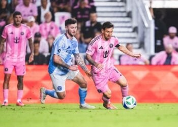 Messi Moralez pelea