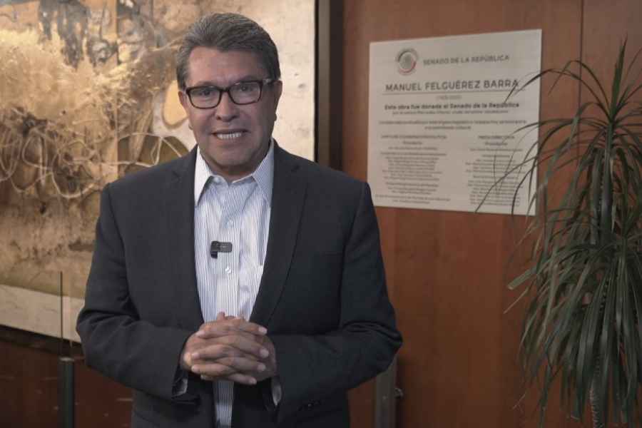 Monreal cuestiona bloqueo de la CNTE y advierte que “no ganan nada”