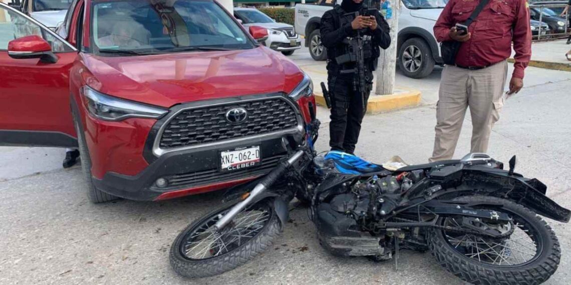 Moto impacta camionetas Gran D