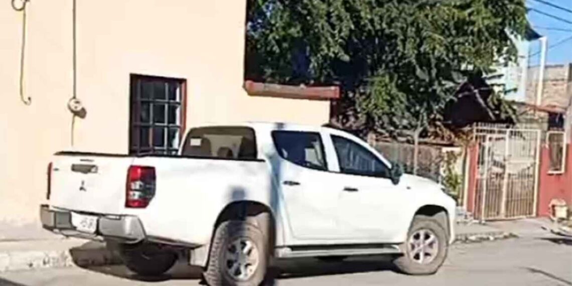 joven motociclista camioneta El Mante