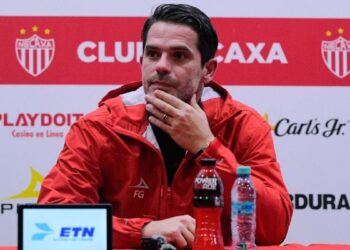 Fernando Gago Necaxa