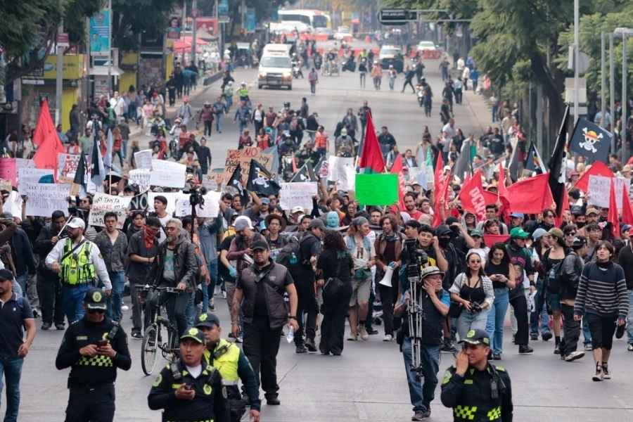 Oposición exigen al gobierno federal respeto a los jóvenes en la marcha de la Generación Z