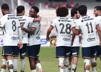 Pumas Play In