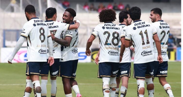 Pumas Play In