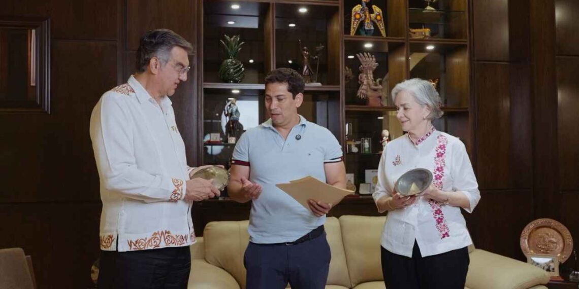 Américo Villarreal pupilas Papa