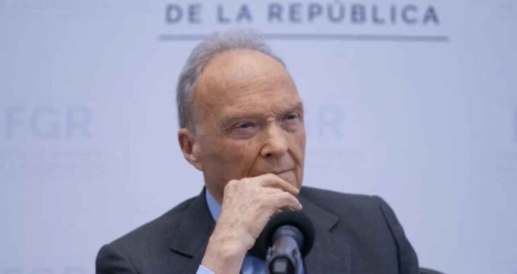 Gertz Manero renuncia FGR