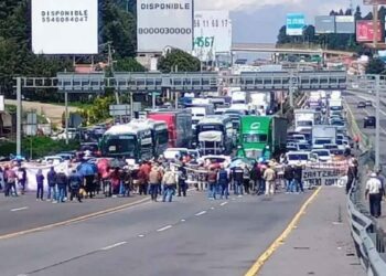 megabloqueo nacional carreteras y autopistas