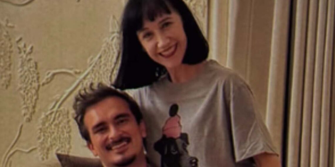 Ricardo Pérez celebra 31 años y Susana Zabaleta lo llena de cariño