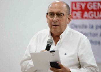 Rubén Moreira embajadas