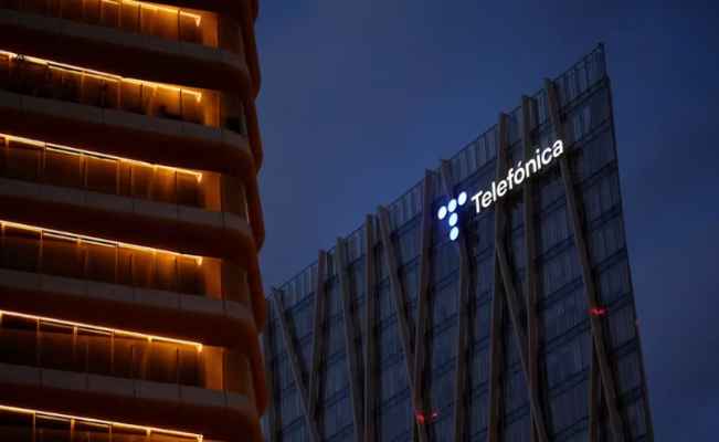 Telefónica, dueña de Movistar, confirma su salida de México en su plan 2026-2029