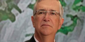 Televisora de Salinas Pliego podría perder anunciantes por su línea editorial en contra del Gobierno: Sheinbaum