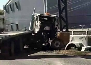 Trailero herido en Apodaca