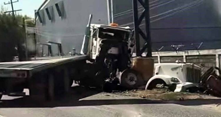 Trailero herido en Apodaca