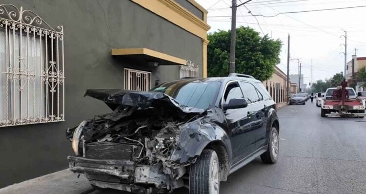Uso de celular al volante provoca incremento de accidentes viales en Matamoros, Tamaulipas