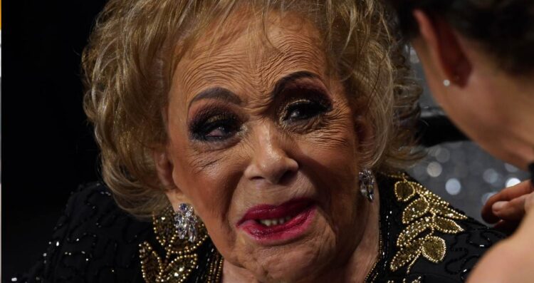 Vandalizan la tumba de Silvia Pinal a días de su primer aniversario luctuoso