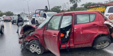 autopista Monterrey Reynosa volcado