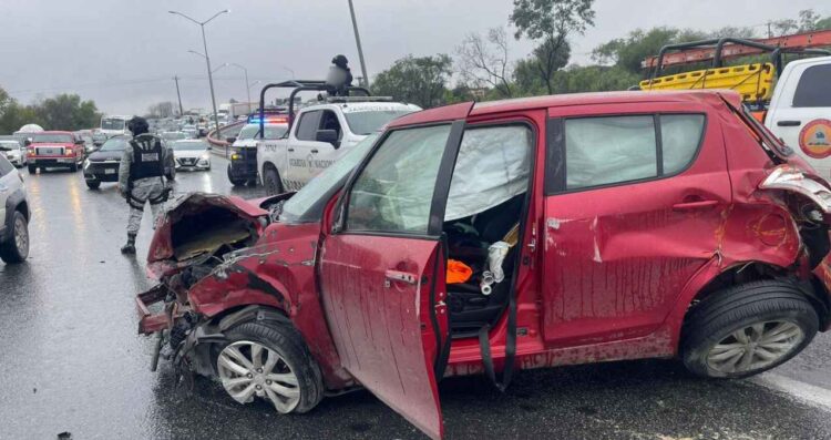 autopista Monterrey Reynosa volcado