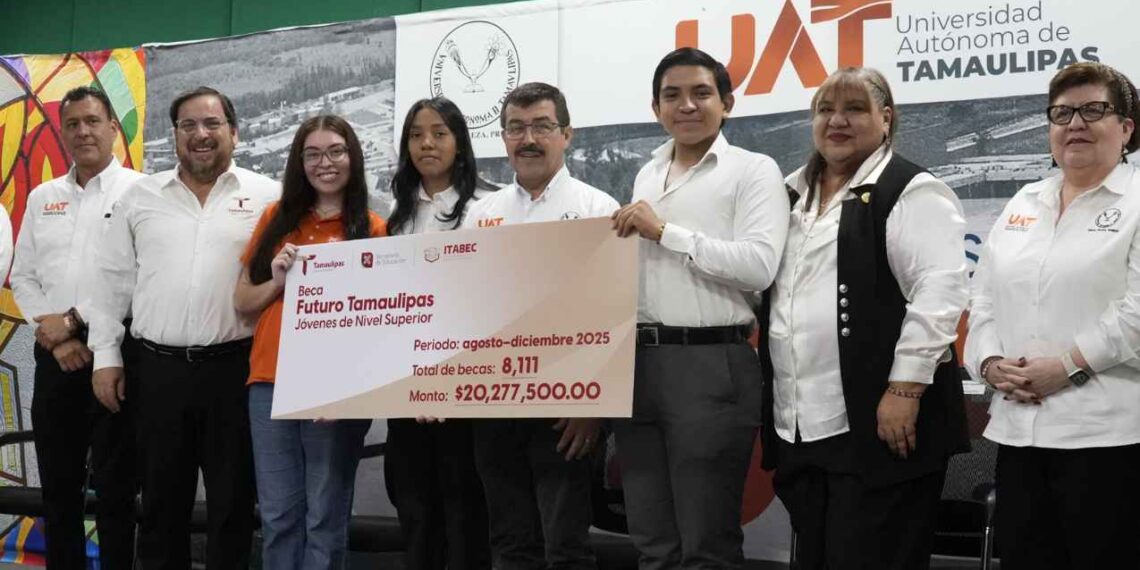 _becas formación profesional en la UAT