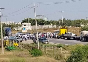 bloqueo de carretera en San Fernando
