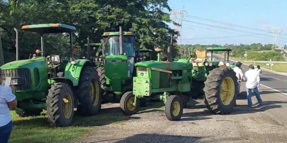bloqueo de puente la esperanza en altamira