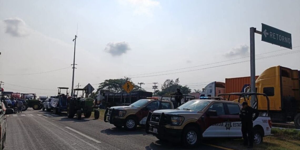 carreteras bloquedas por protestas en Tamaulipas