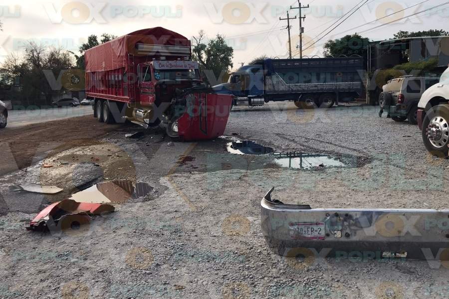 choque de camión hoy en victoria-monterrey