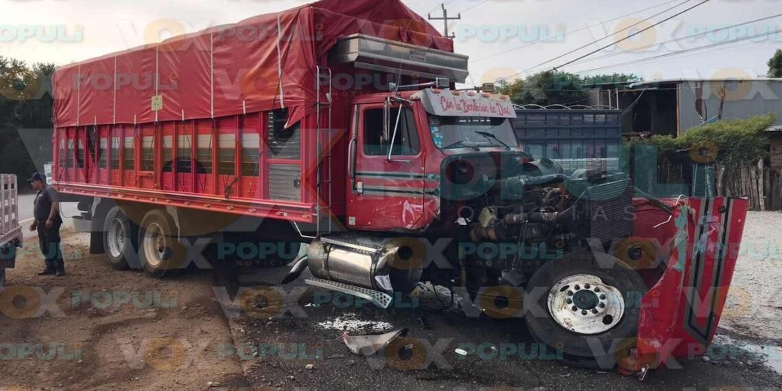 choque de camión hoy en victoria-monterrey