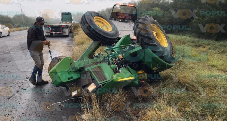 choque de tráiler con tractor en hidalgo