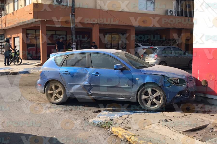 colisión en centro de Victoria