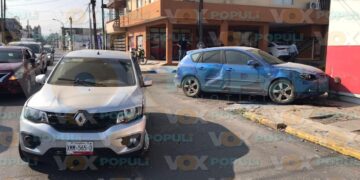 colisión en centro de Victoria