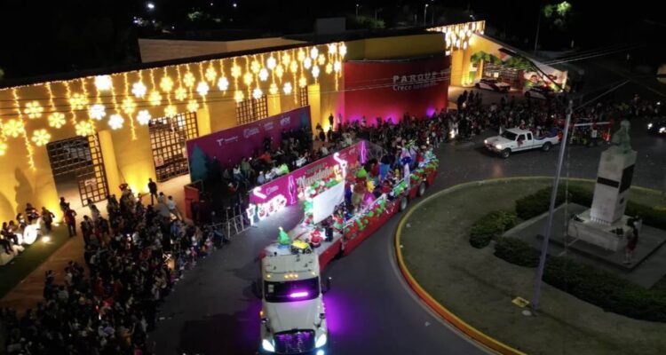 desfile navideño 2025 en nuevo laredo