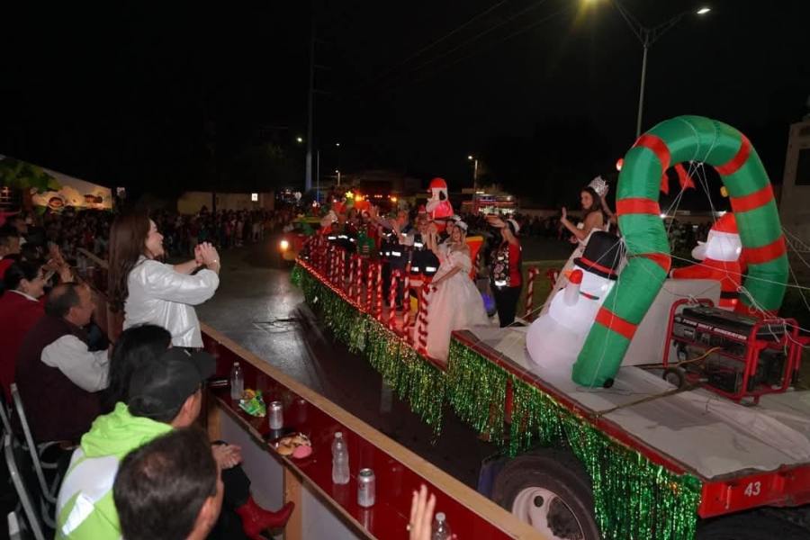 desfile navideño 2025 en nuevo laredo