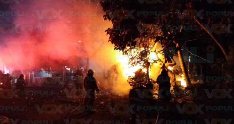 incendio en recicladora de cartón en altamira