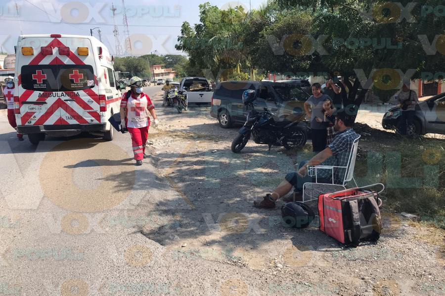 repartidor lesionado por choque en victoria