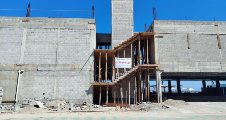 suspensión obras hotel en Miramar