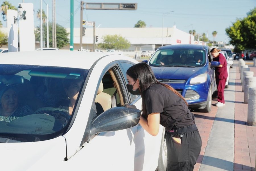 vacunación drive influenza Nuevo Laredo