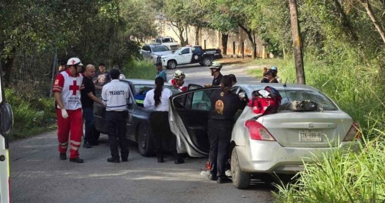 Accidente en la colonia Diego López deja heridos